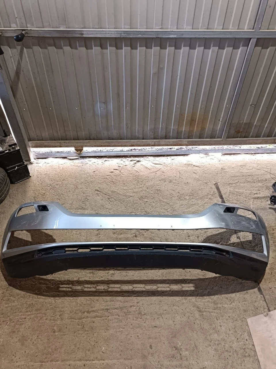 Бампер Skoda Kodiaq 562807221, передний