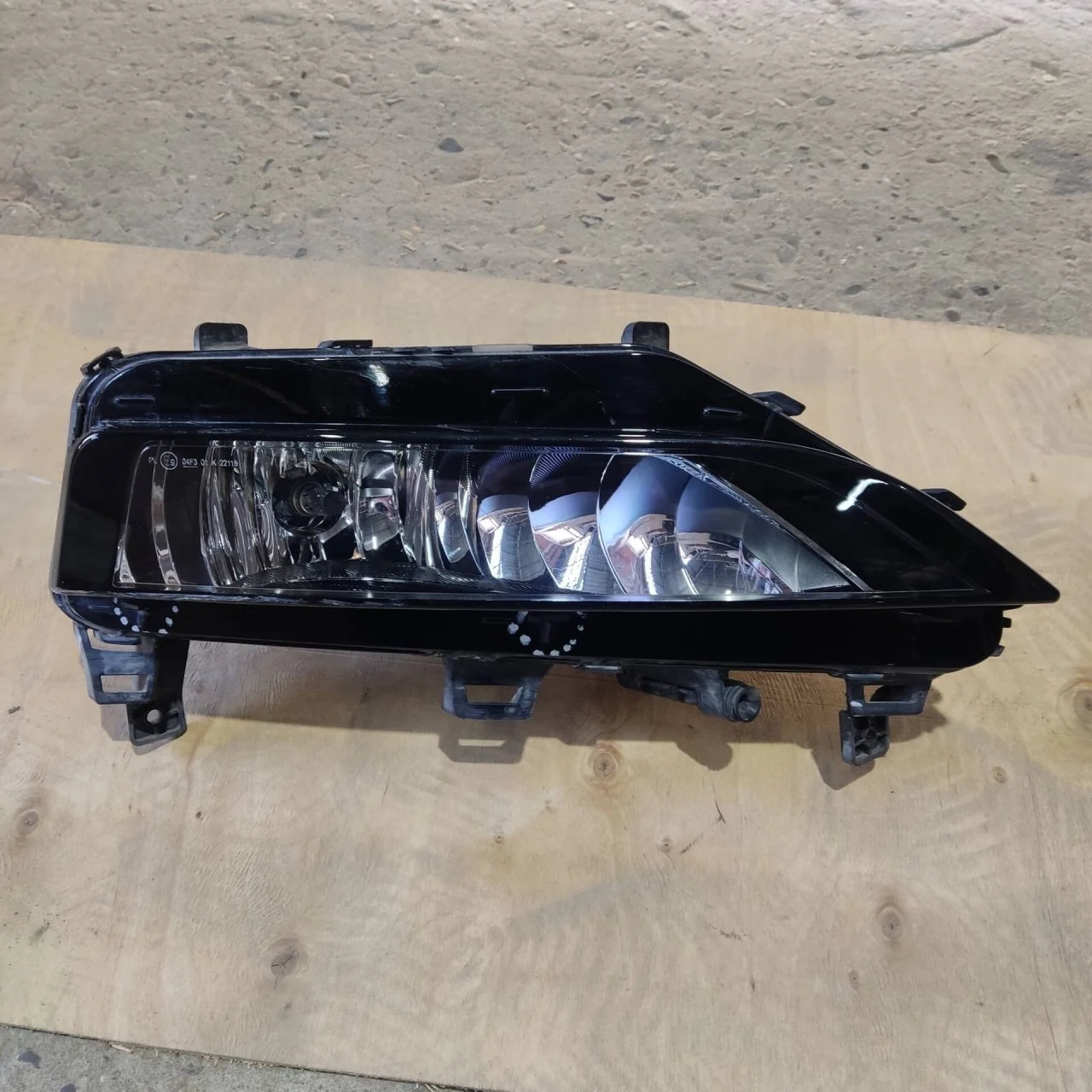 ПТФ Skoda Rapid 2 60U941700, правый