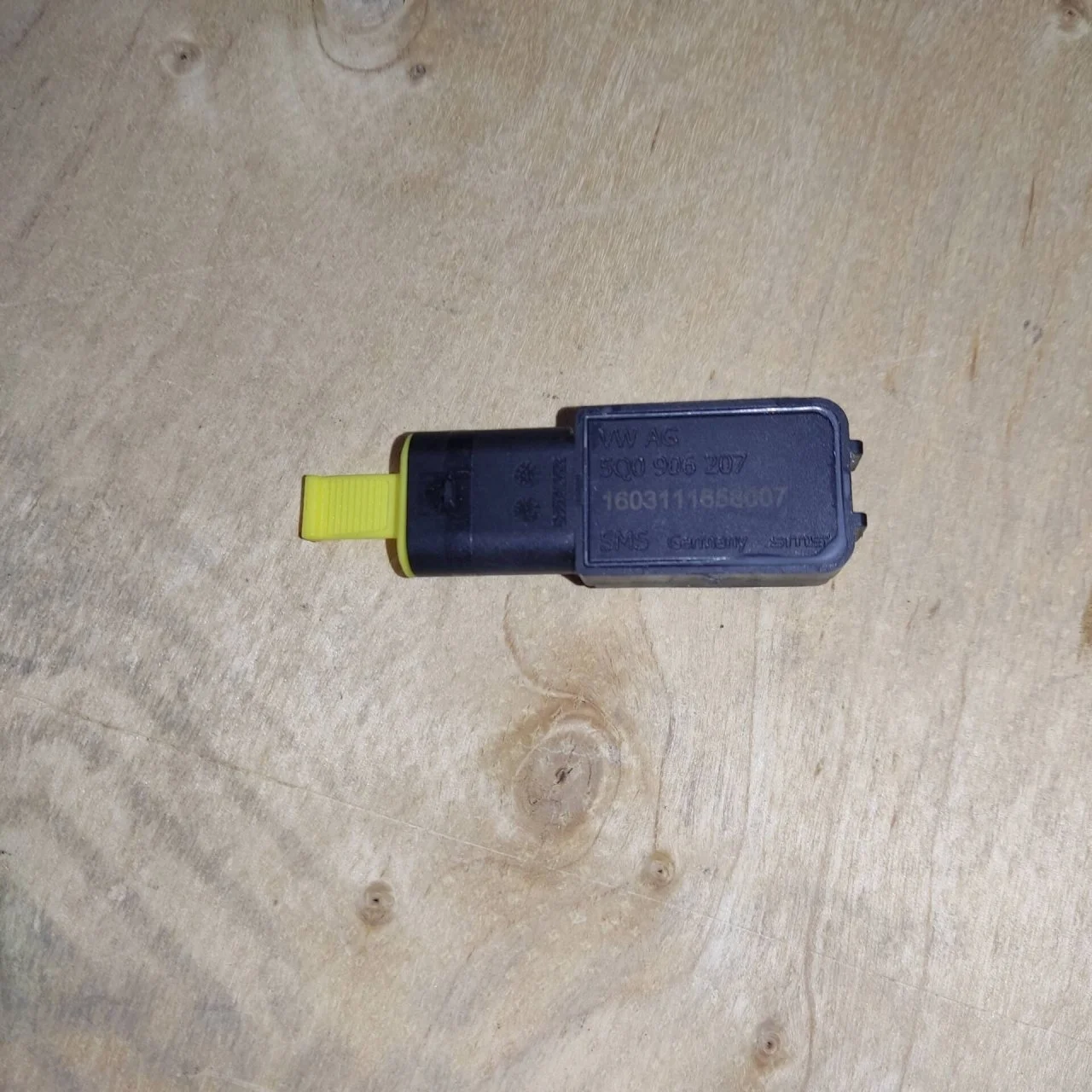 Датчик давления воздуха Volkswagen Polo 6 5Q0906207