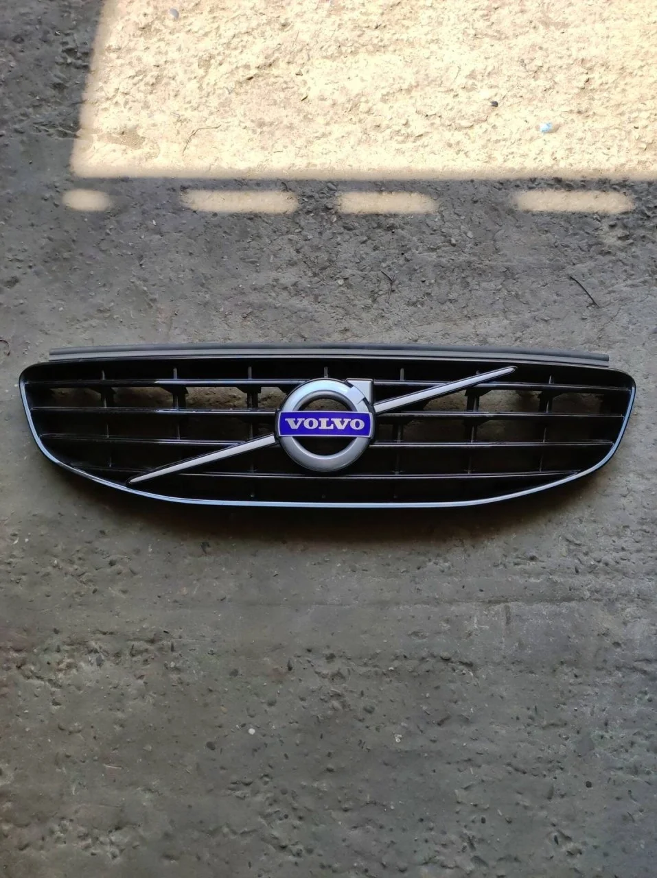 Решетка радиатора Volvo XC60 2014-2017 31383751