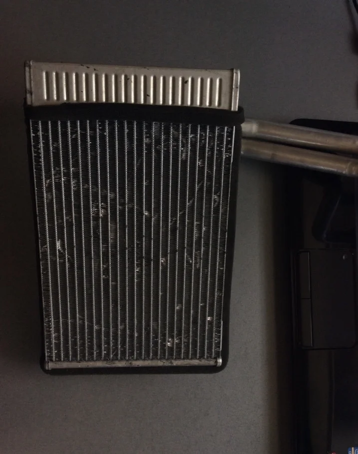 Радиатор печки Chevrolet Cruze 13263317 J300