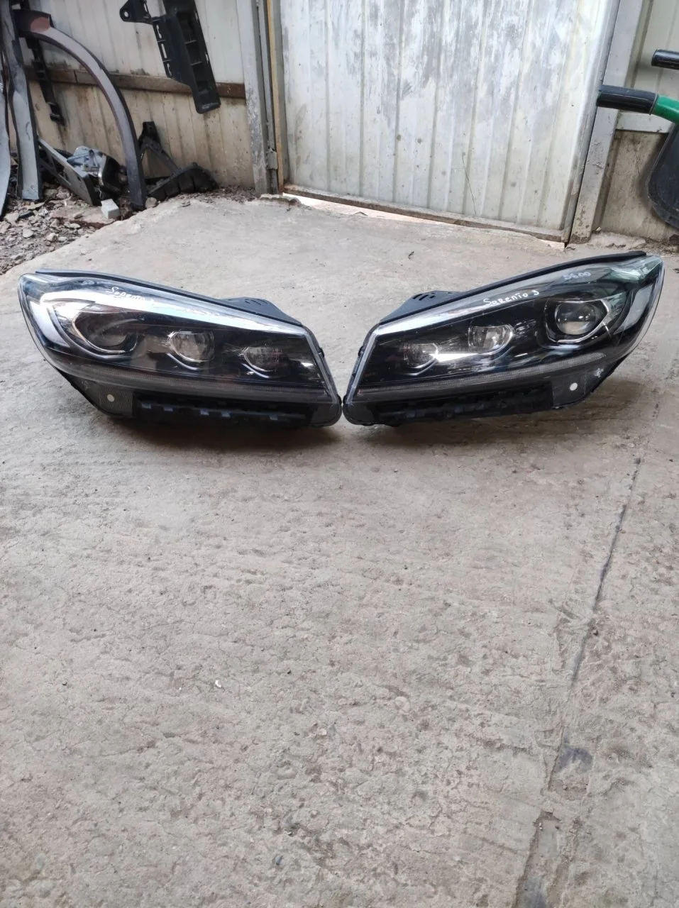 Фара Kia Sorento 3 92101C5600, правая