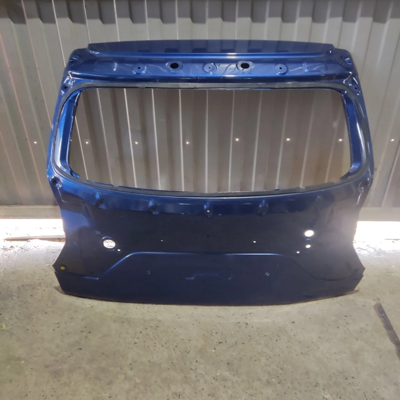 Крышка багажника Hyundai Creta 2023 72800BW000 SU2, задняя