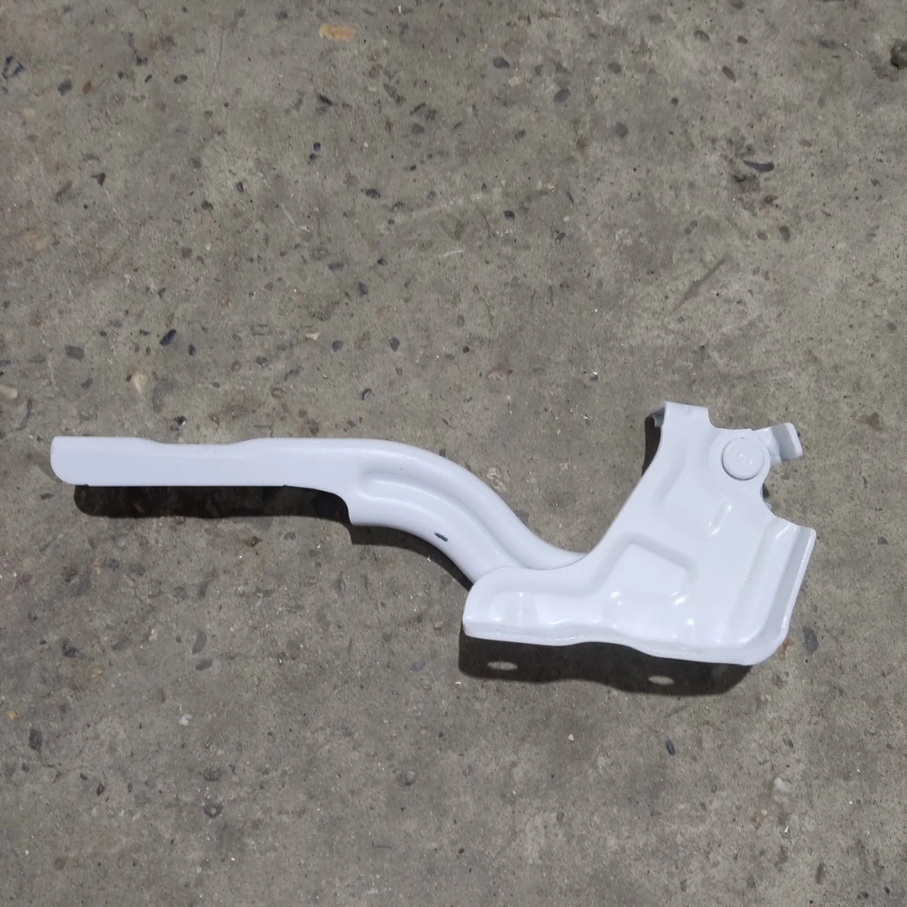 Петля капота Kia Rio 4 2020 79110H0000, передняя левая