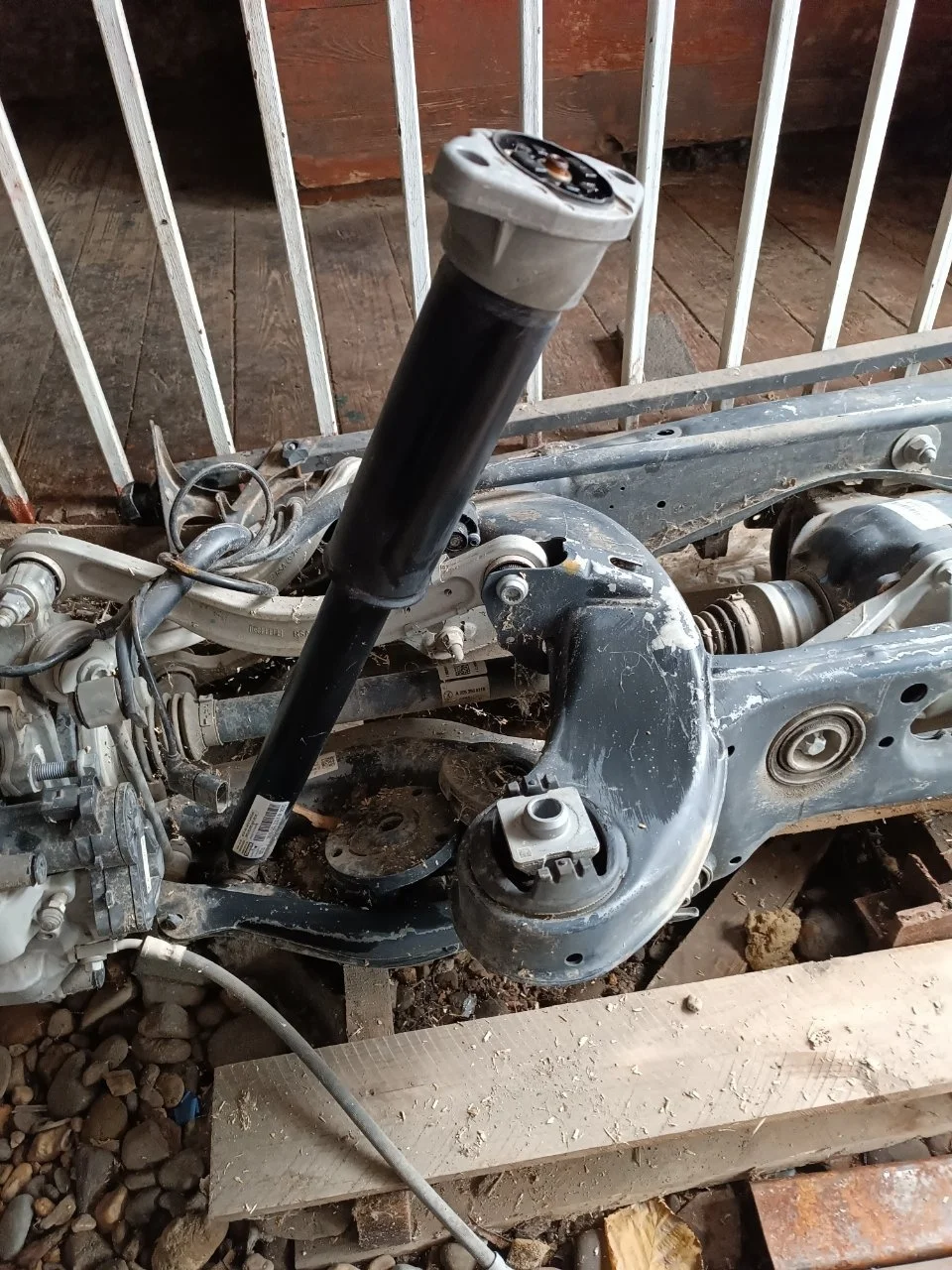 Амортизатор Mercedes C A2053201530 W205, задний