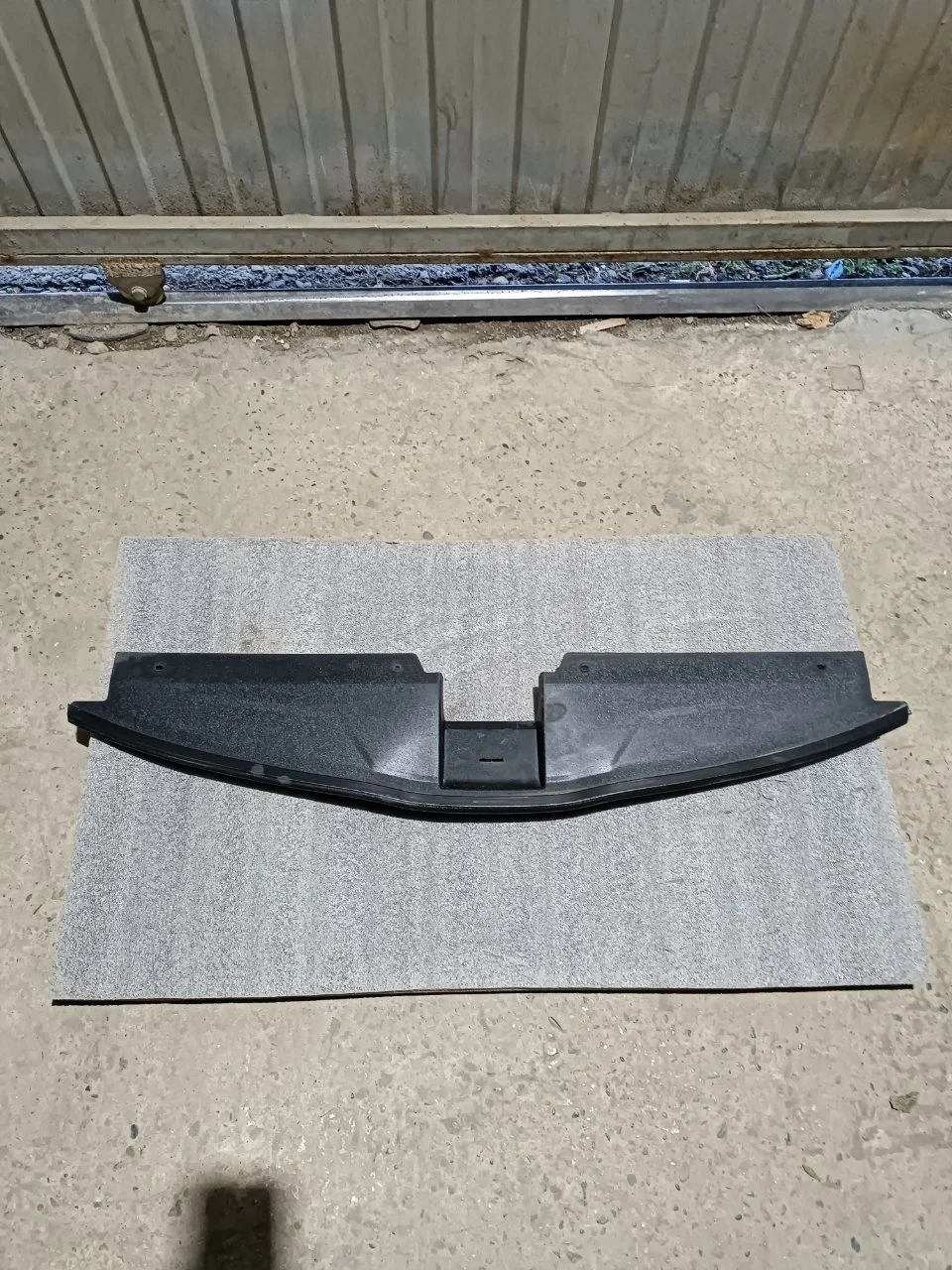 Кожух замка капота Kia Rio 4 86361H0000, передний