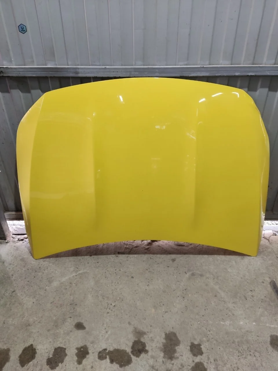 Капот Mercedes A 2023 A1778801800 W177, передний