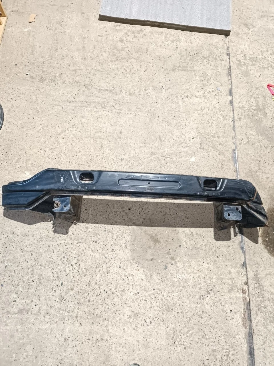 Усилитель бампера Mercedes V-class A6396201434, передний