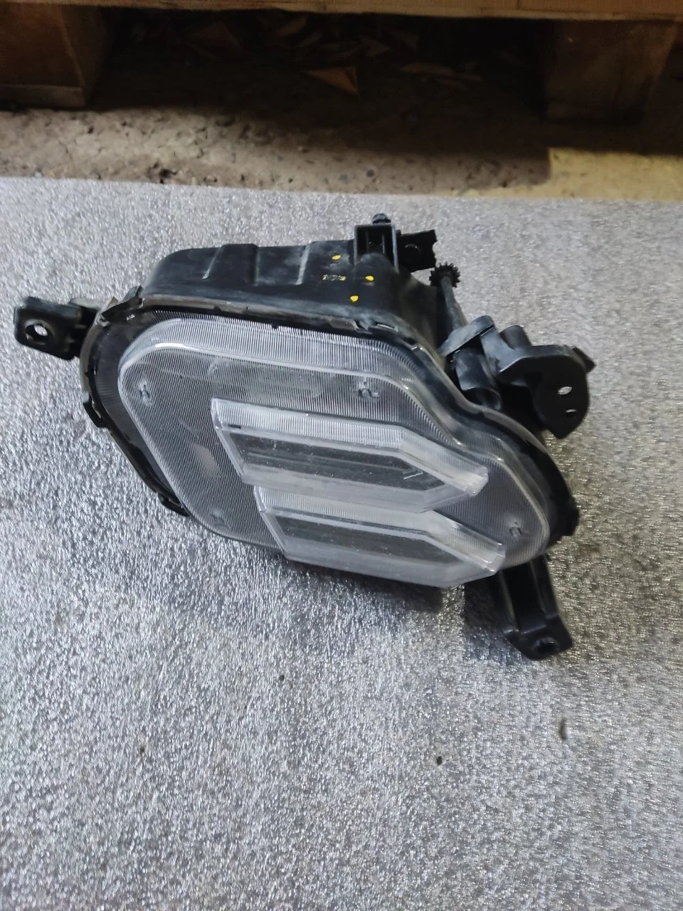 Дневной ходовой огонь Kia Sorento 4 2023 92201P2000, передний левый