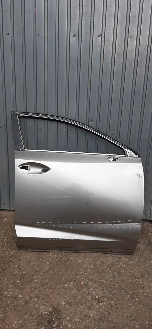 Дверь Lexus NX200 6700178010, передняя правая