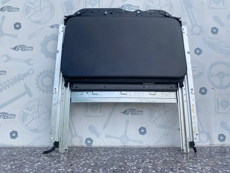 Люк Mercedes-benz CLS 2014 X218