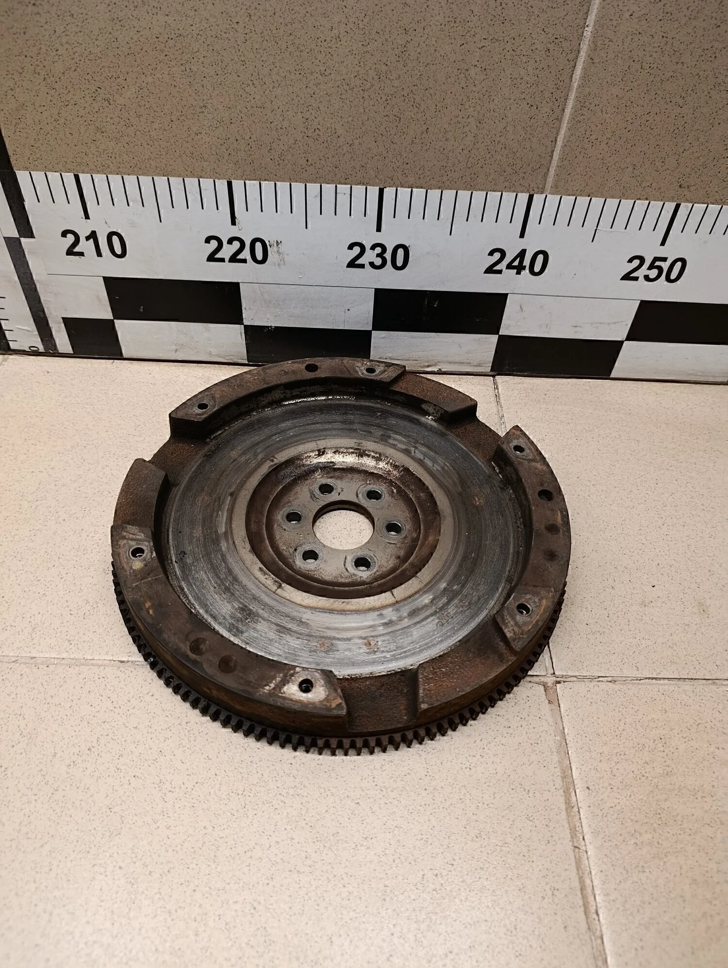 Маховик Aveo (T200) 2003-2008