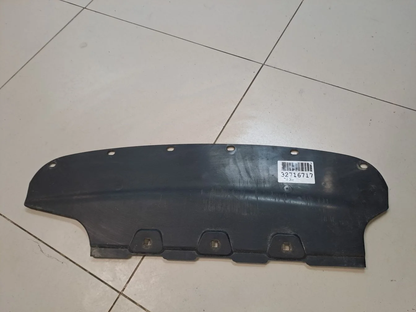 Пыльник заднего бампера для BMW 5 F10 2009-2017