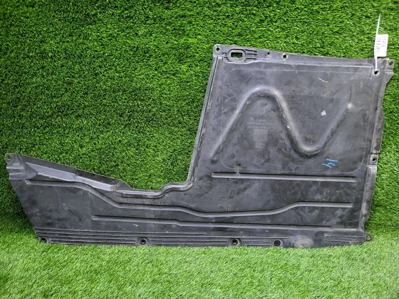 Защита днища BMW 4-Series 2013 7241831 F32 N20 B20A, левая