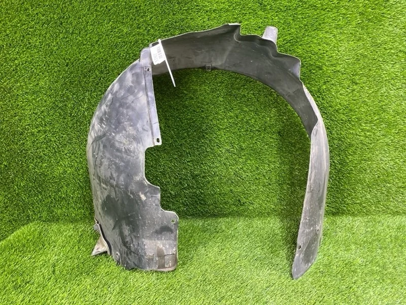 Подкрылок Audi A4 2002 8E0821172B B6 ASN 3.0, передний правый