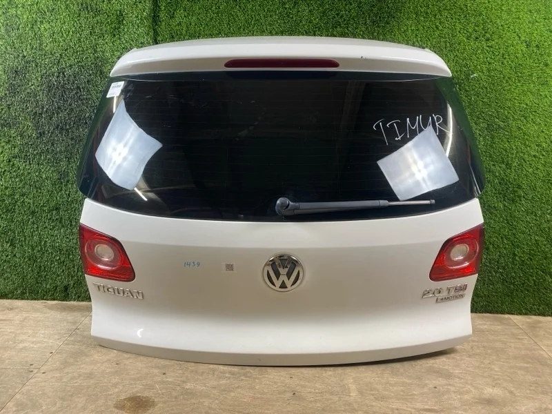 Крышка багажника Volkswagen Tiguan 2009 5N0827025G 5N CAW 2.0T