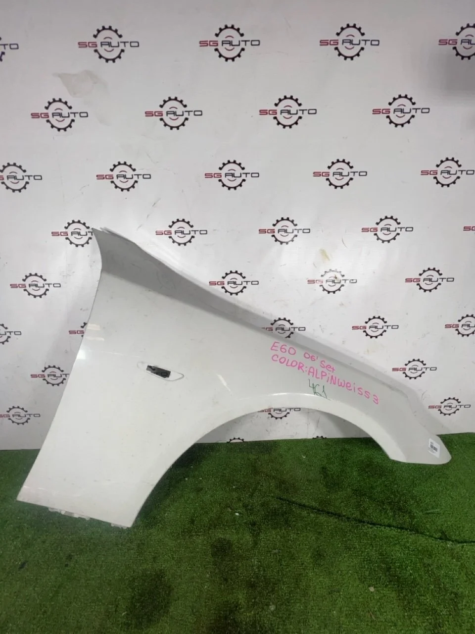 Крыло BMW 525 2006 E60