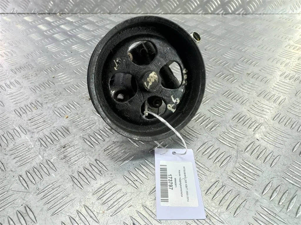 Насос гидроусилителя MITSUBISHI L200 IV (2006—201