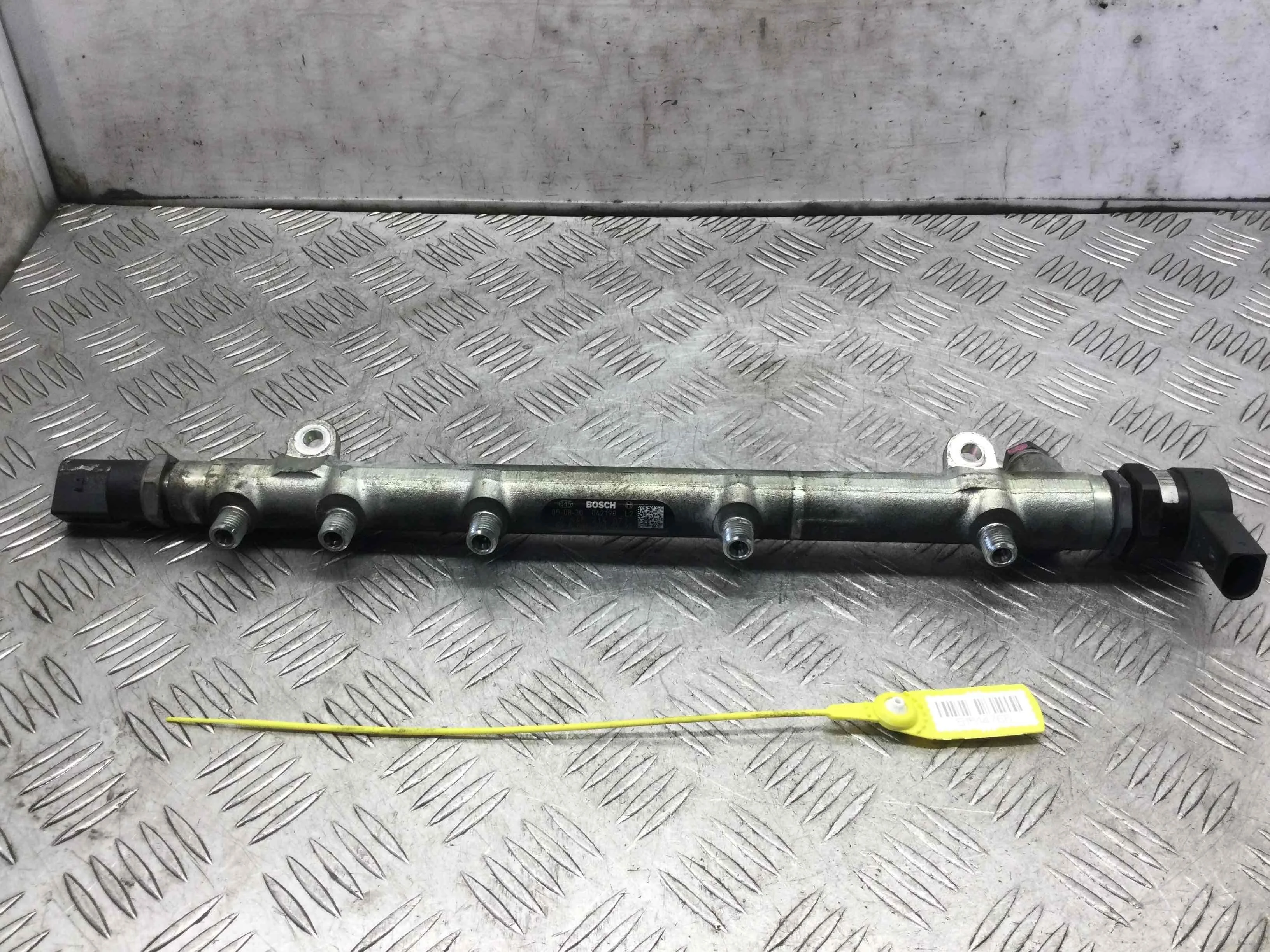 Топливная рампа Mercedes C-klasse W203/S203/CL203 [рестайлинг] (2004-2007) дизель 2.2 CDI Автомат Седан