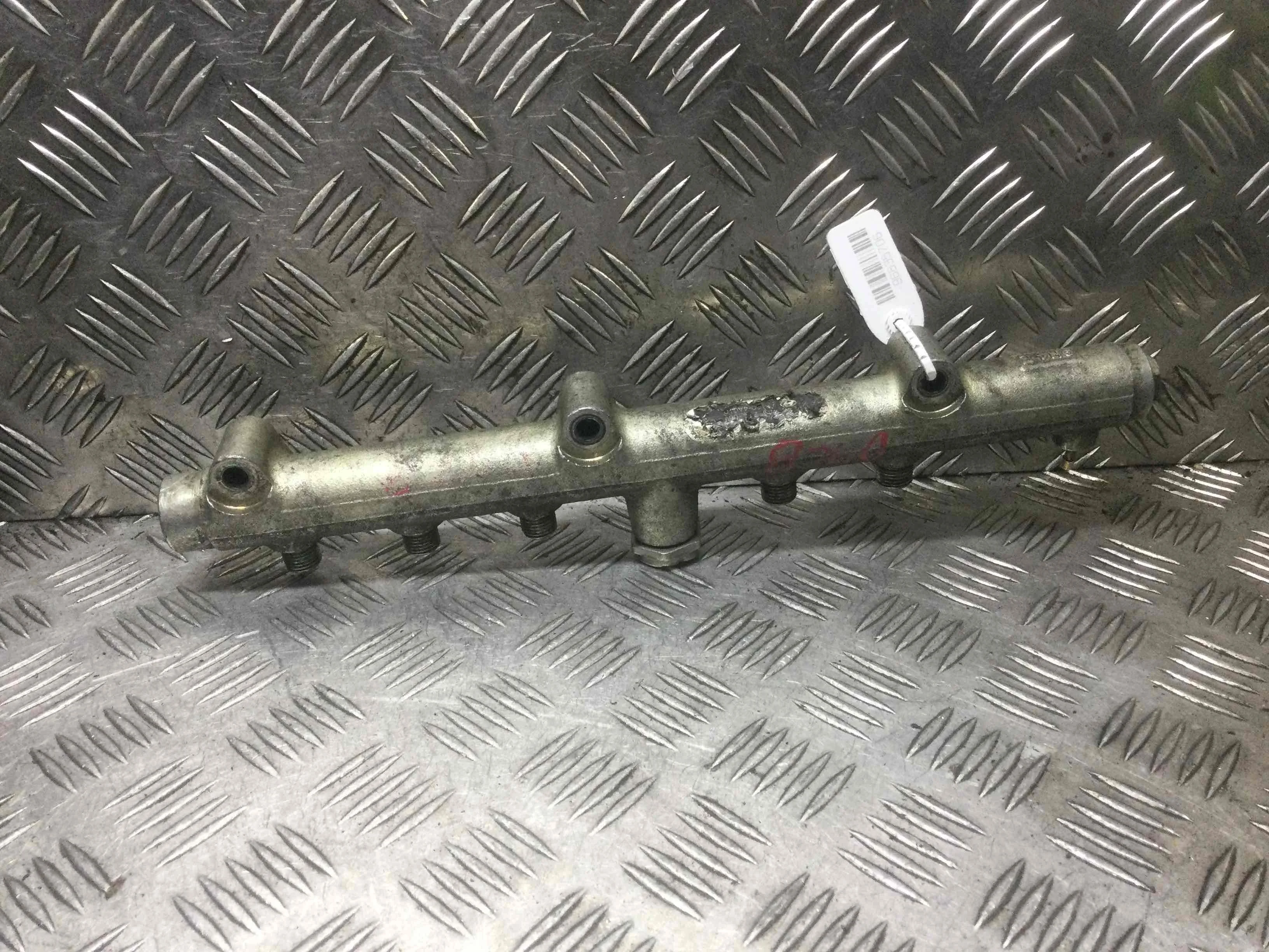 Топливная рампа Kia Sorento 1 поколение (2002-2006) дизель 2.5 CRDi Автомат