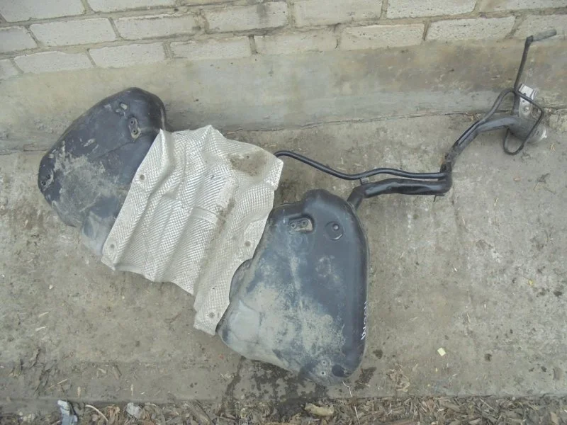 Бак топливный Mercedes-Benz C-Class W204 A2044706801