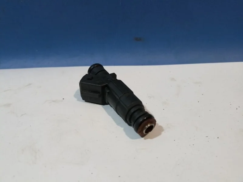 Форсунка топливная Chery M11 A111121011