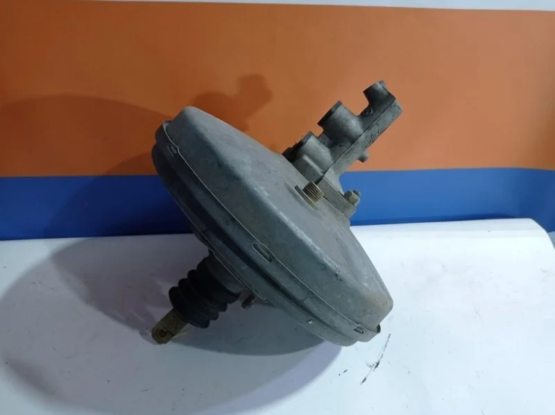 Вакуумник с цилиндром Mercedes-Benz C-Class (W202) A0044303130