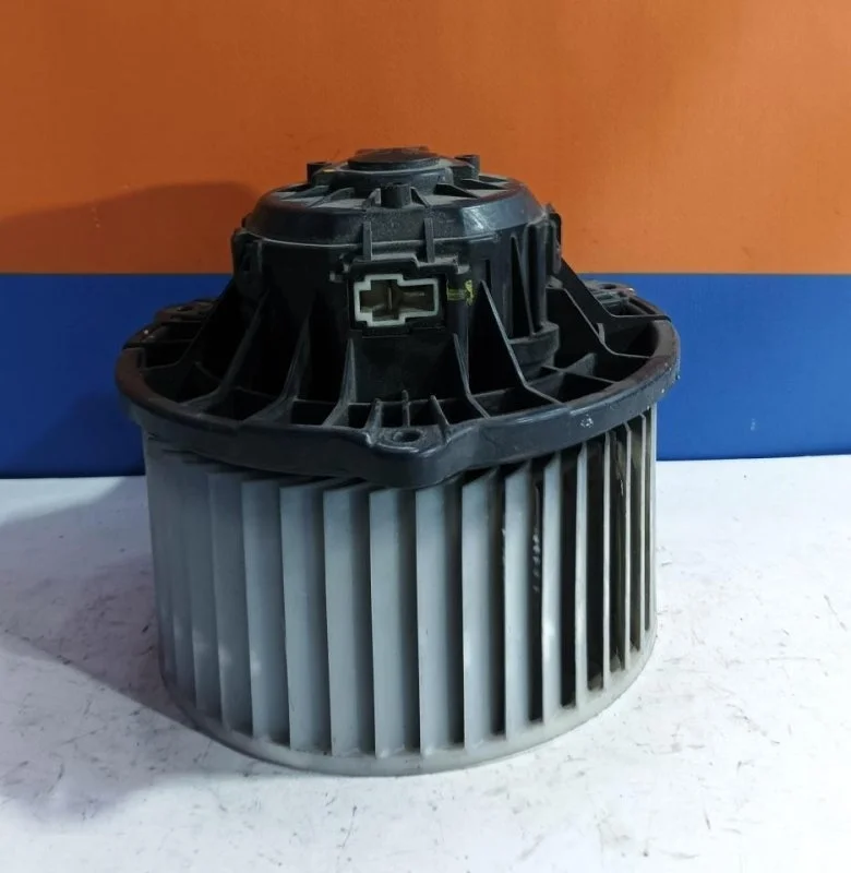 Моторчик печки Hyundai ix35 2010 - 2015 971132Y000