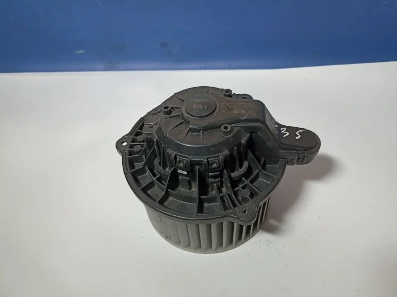 Моторчик печки Hyundai ix35 2010 - 2015 971132Y000