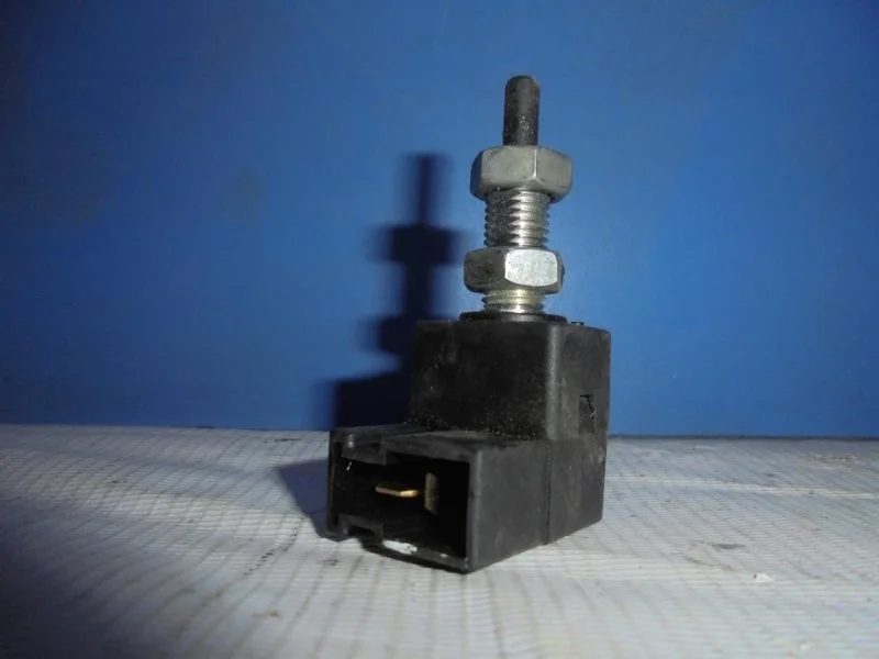 Датчик сцепления Kia Ceed 2 2012-2018 938403K000 JD