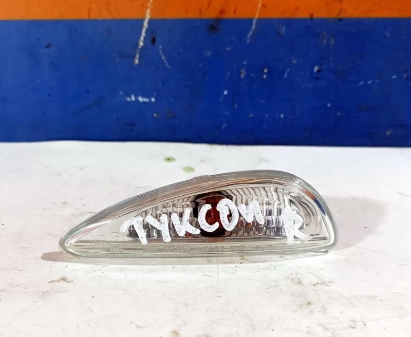 Повторитель поворота Hyundai Tucson 3 2018 923041R000 TL 2.0 G4NA, правый