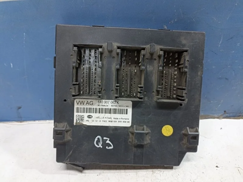 Блок бортовой сети Audi Q3 8X0907063K 8UB
