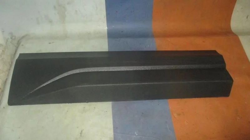 Молдинг двери Audi Q3 8U0853970Q4U8 8UB, задний правый