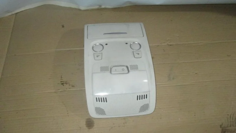 Плафон салона Audi A4 2007-2015 8T0947140T64 B8, передний