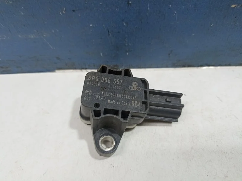 Датчик удара Audi A3 2004-2013 8P0955557 8PA