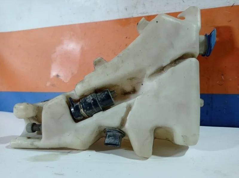 Бачок омывателя Audi TT 1998 - 2006 8N0955453A