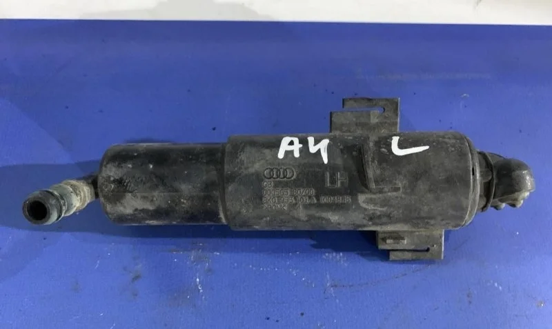 Форсунка омывателя фары Audi A4 2007-2015 8K0955101B B8