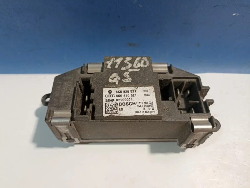 Реостат печки Audi Q5 2008-2017 8K0820521B 8R