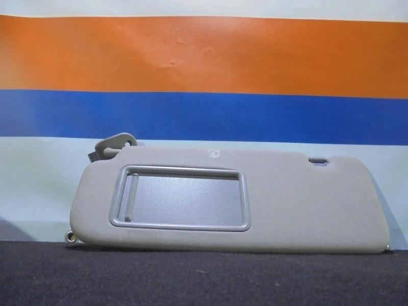 Козырек Kia Rio 3 852101R0008M, передний левый