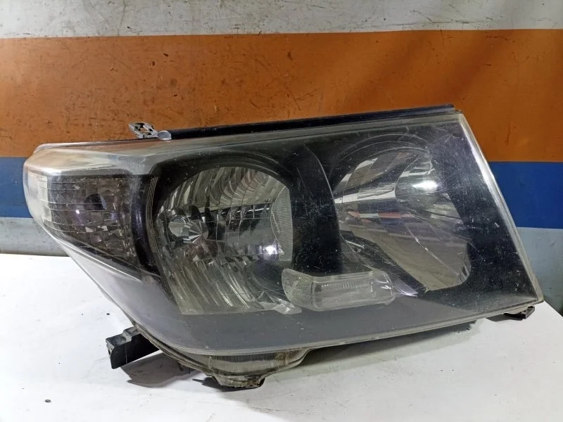 Фара Toyota Land Cruiser 200 2010 8113060D12, передняя правая