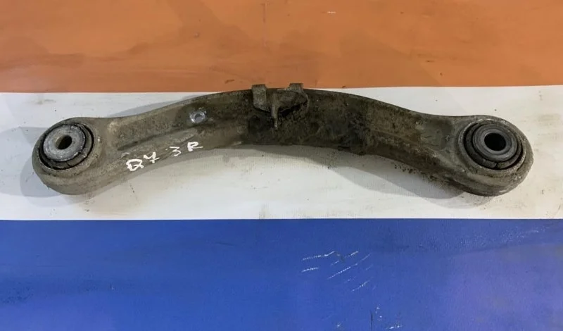 Рычаг подвески Audi Q7 2005 - 2015 7L0505323A, задний