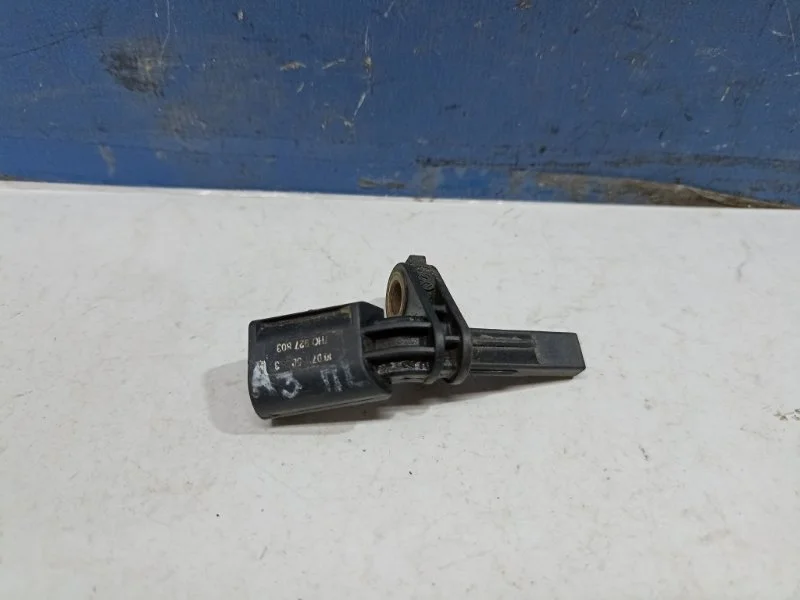 Датчик ABS Audi A3 2004-2013 7H0927803 8PA, передний