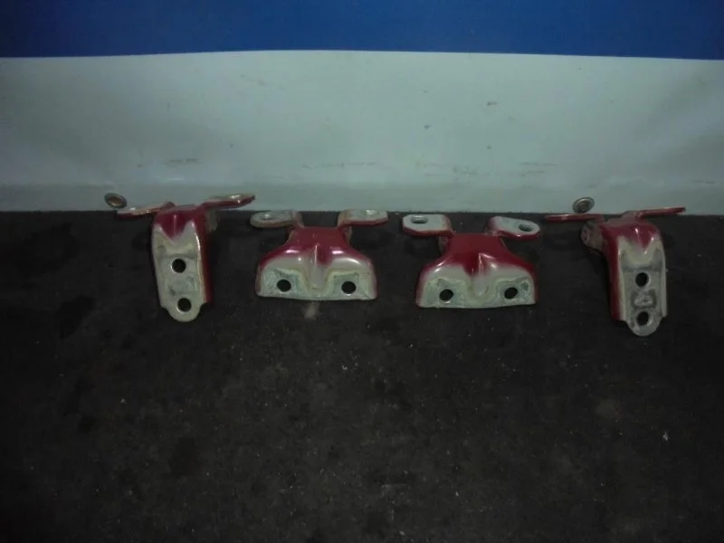 Петля Kia Ceed 1 2006-2012 794202D000 ED, задняя