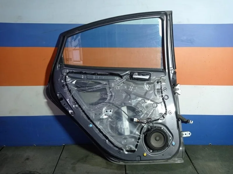 Петля Hyundai Solaris 1 793500U000 RB, задняя левая