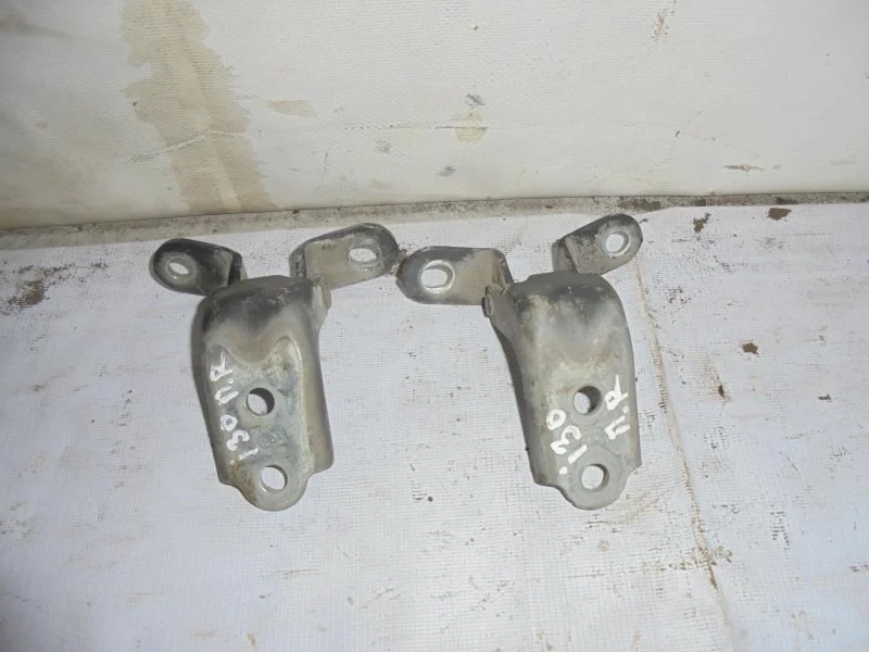 Петля Hyundai i30 2007-2012 793202H000 FD, передняя