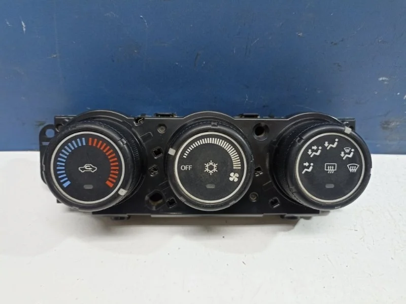 Блок кнопок управления печкой Mitsubishi Lancer X 7820A116XA