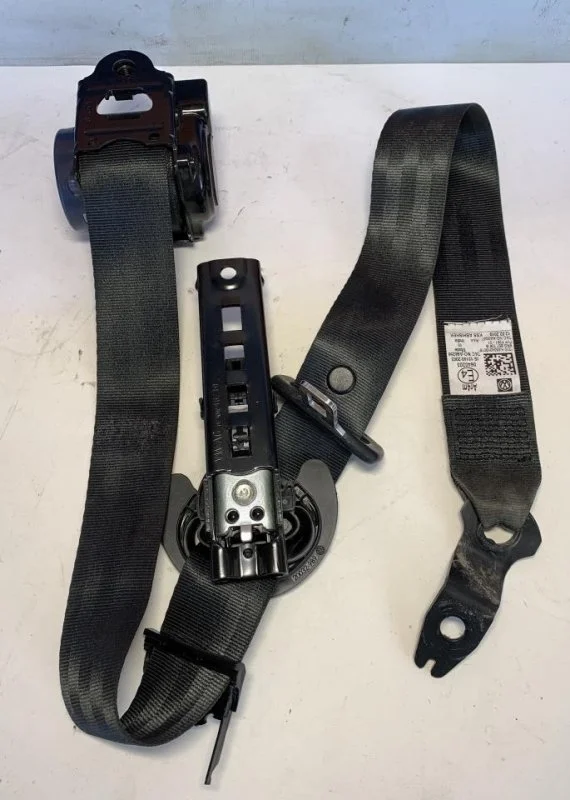 Ремень безопасности Volkswagen Polo Sedan 2011-2020 6RG857706BRAA, передний правый