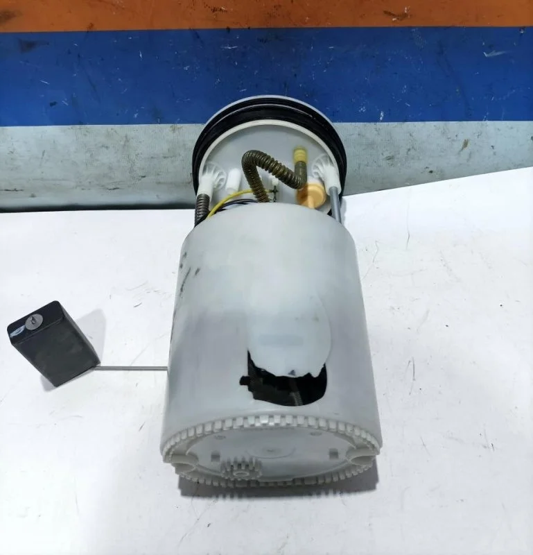 Насос топливный Seat Ibiza 2008> 6R0919051F