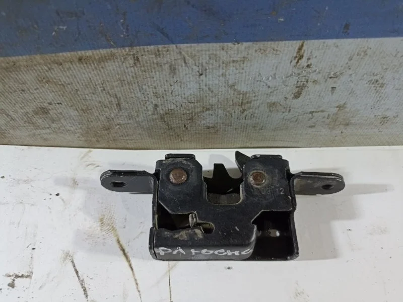 Замок капота Renault Fluence 2012 656010010R