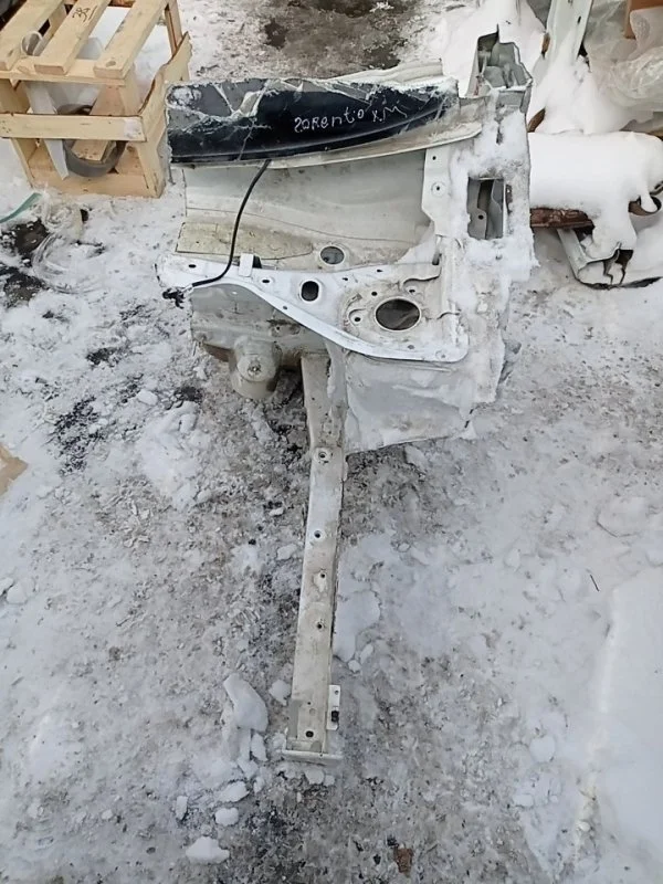 Лонжерон Kia Sorento 2 2009 - 2018 646012P500 XM 2.4 G4KE, передний левый